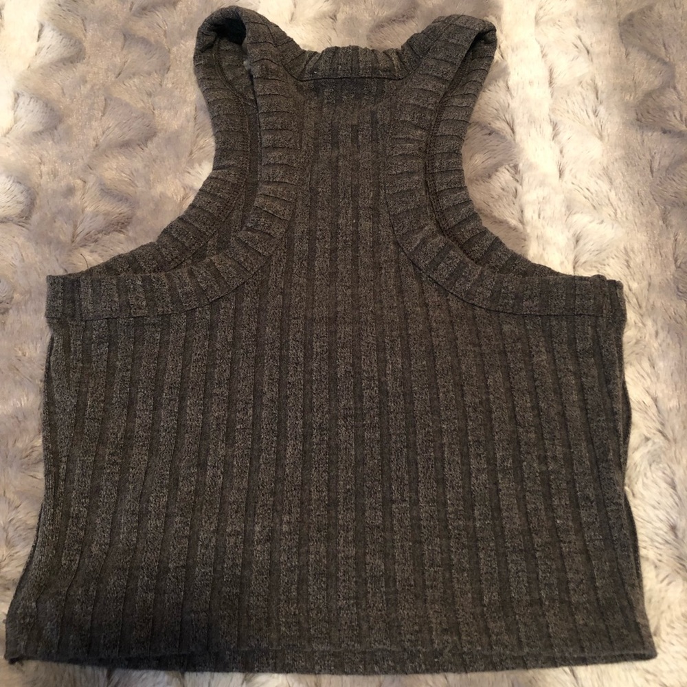 Express crop top💕 - Picture 2 of 2